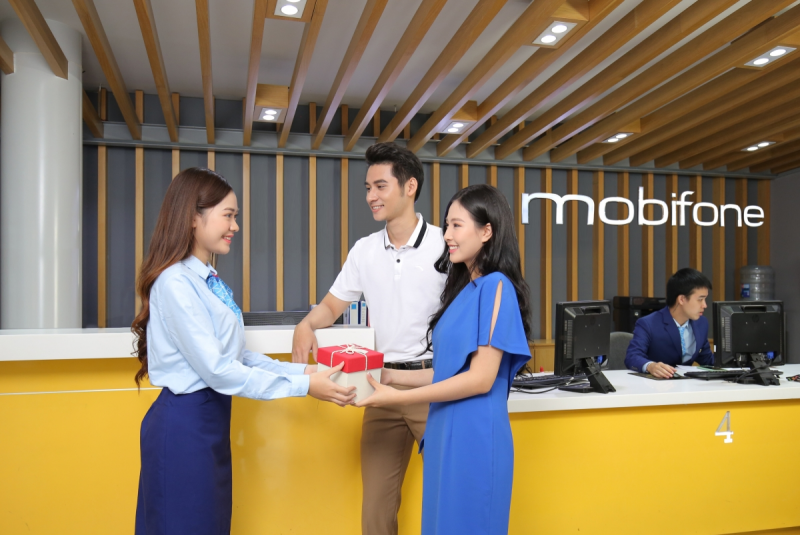 gio-lam-viec-o-cac-cua-hang-mobifone-quan-7